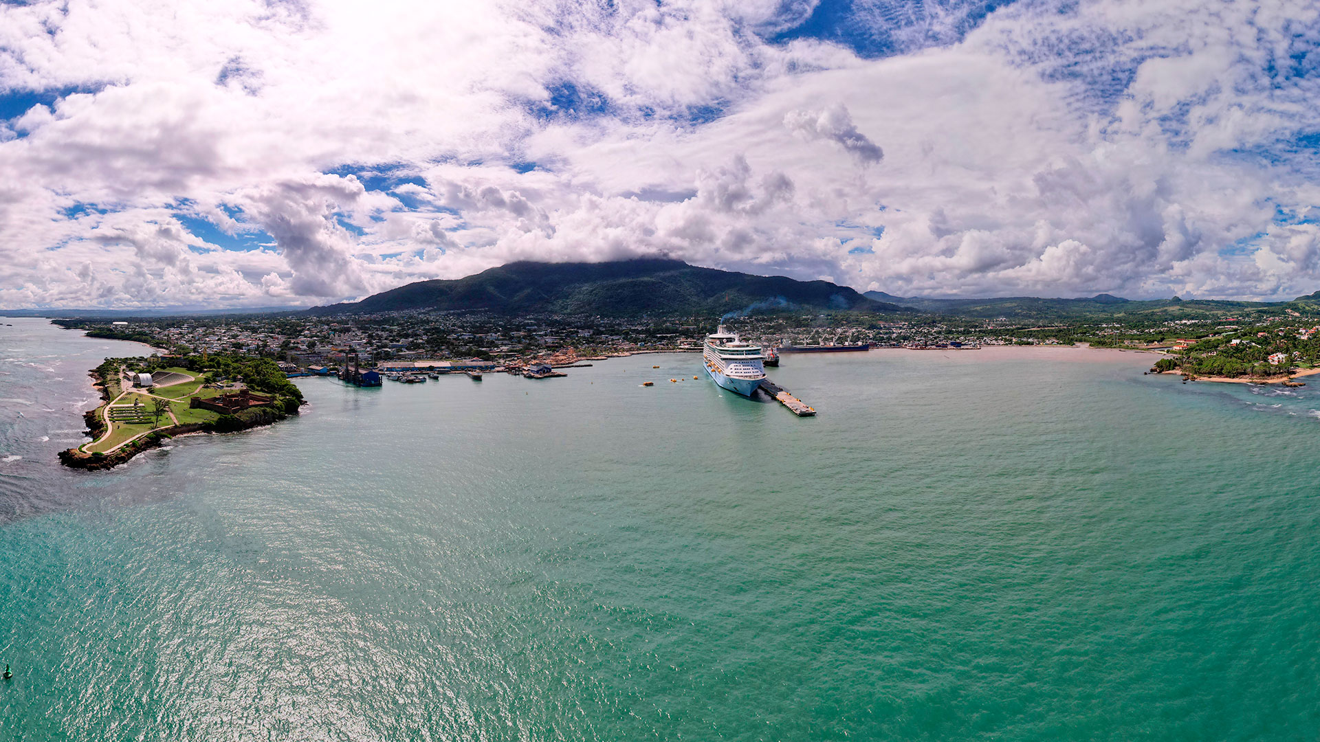 Taino Bay